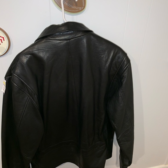 Wilson Leather M. Julian Size Medium - Picture 6 of 7